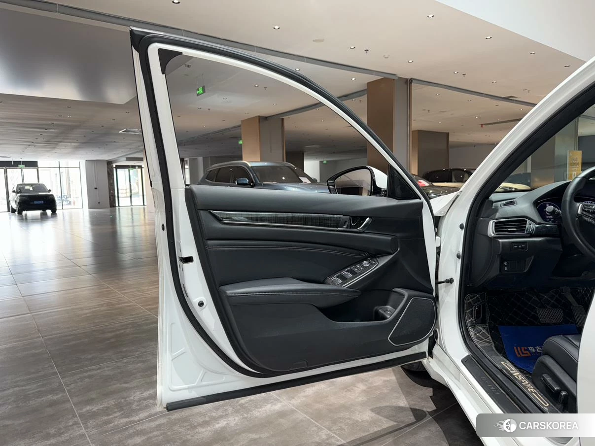 Honda Yingshipai id 4455433 из Китая 32