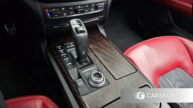 Maserati Ghibli id 3402633 из Кореи 19