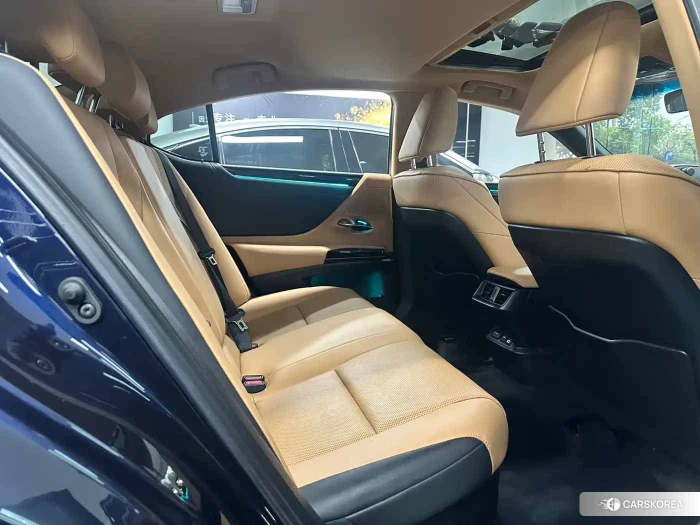 Lexus ES id 4628947 из Китая 14
