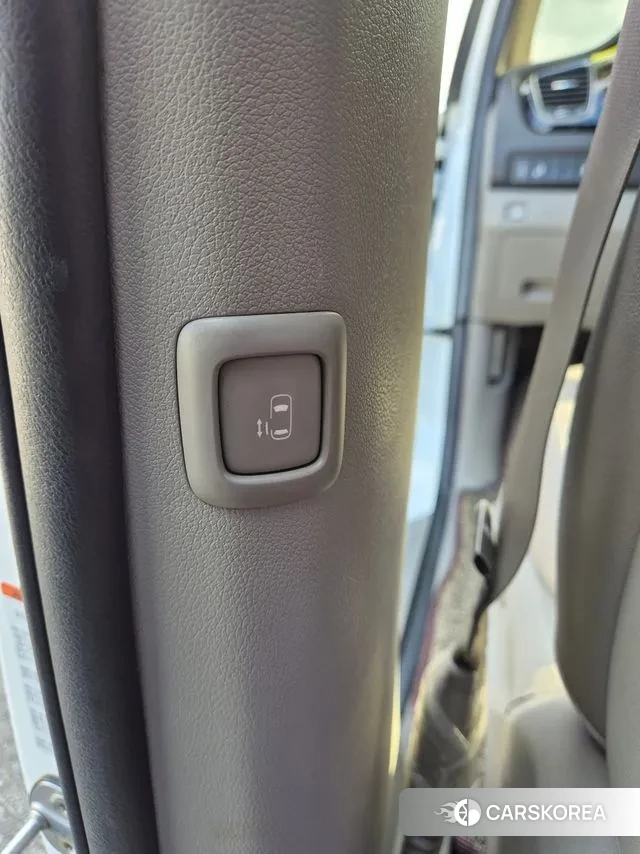 Kia All New Carnival id 3451606 из Кореи 15