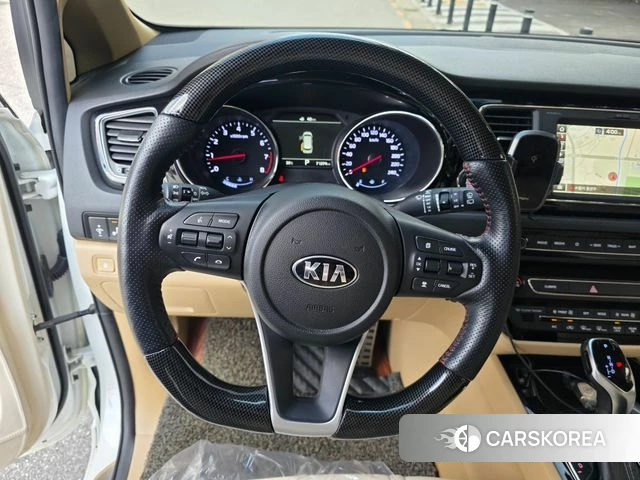 Kia The New Carnival id 4587072 из Кореи 17