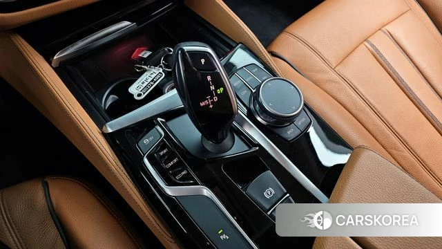 BMW 5 Series (G30) id 3801687 из Кореи 19