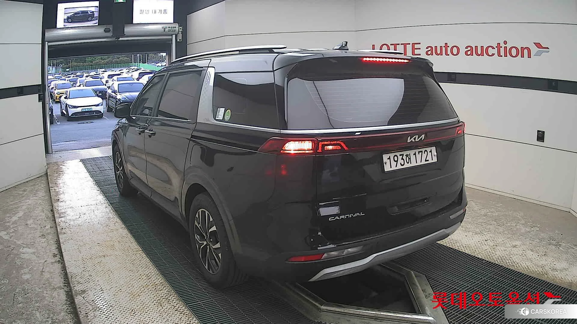 Kia Carnival id 4296858 из Кореи 36