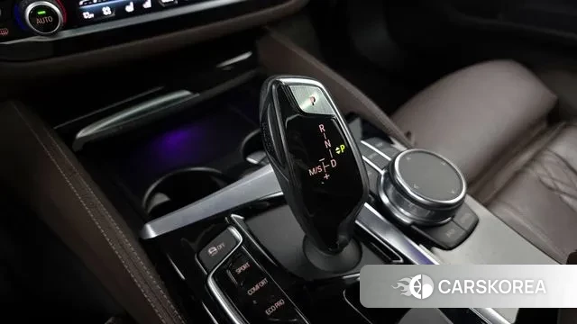 BMW 5 Series (G30) id 2986472 из Кореи 19