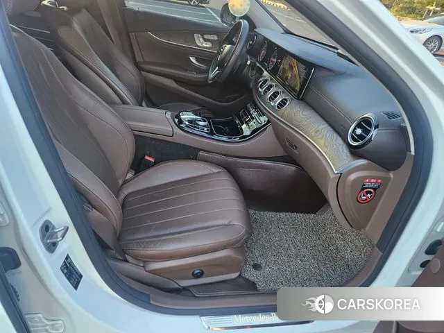 Mercedes-Benz E-Class W213 id 2981550 из Кореи 17