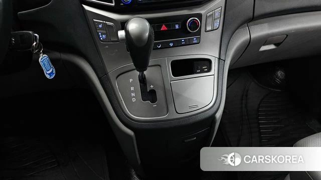 Hyundai The New Grand Starex id 3904857 из Кореи 19