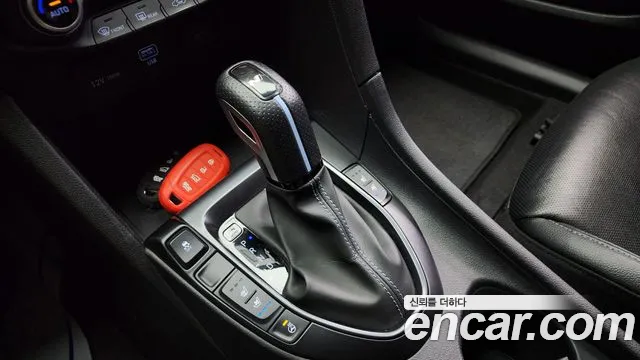 Hyundai Veloster (JS) id 2653786 из Кореи 19