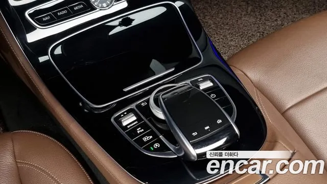 Mercedes-Benz E-Class W213 id 2717023 из Кореи 19