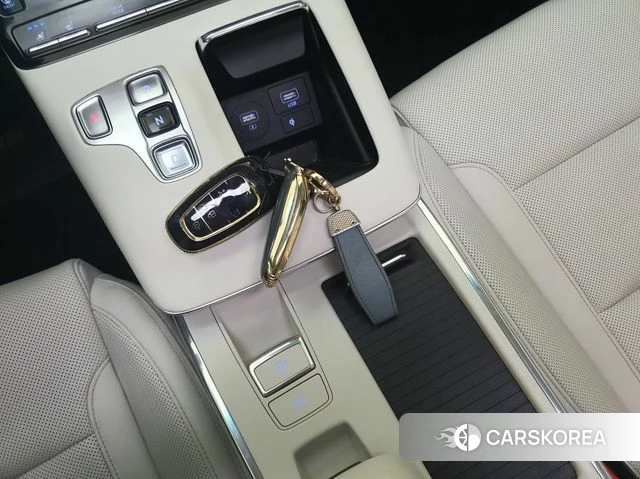 Hyundai The New Grandeur IG id 4401521 из Кореи 18