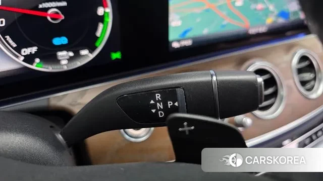 Mercedes-Benz E-Class W213 id 3736424 из Кореи 19