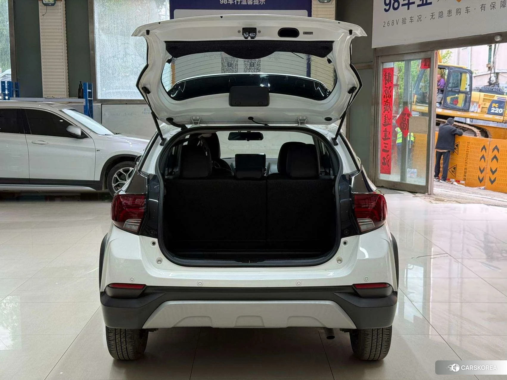 Toyota Yaris L id 4453711 из Китая 20