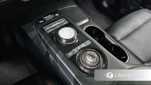 Genesis GV70 id 3463385 из Кореи 19