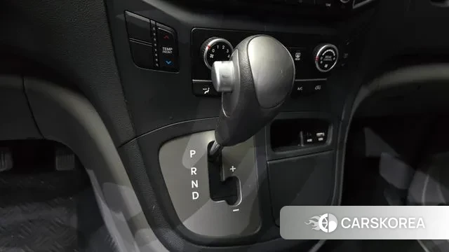 Hyundai The New Grand Starex id 3583461 из Кореи 19