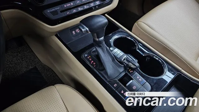 Kia The New Carnival id 2712646 из Кореи 19