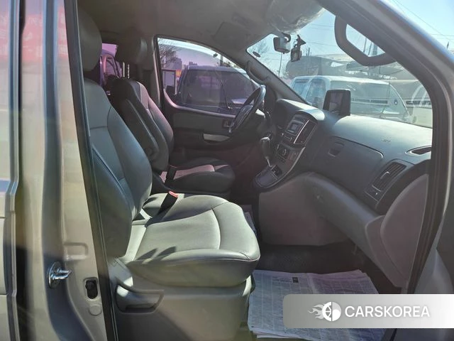 Hyundai The New Grand Starex id 3821033 из Кореи 14