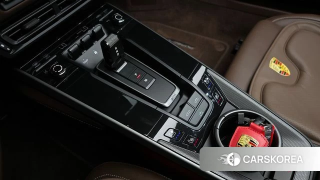 Porsche 911(992) id 4315173 из Кореи 19
