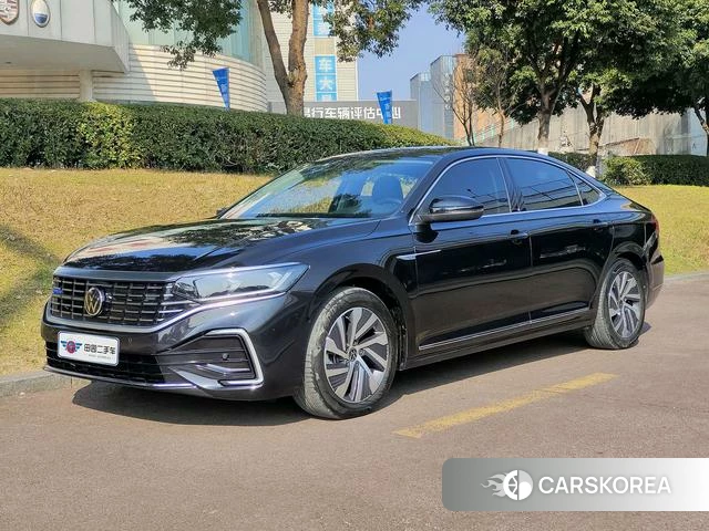 Volkswagen Passat PHEV id 4259946 из Китая 10
