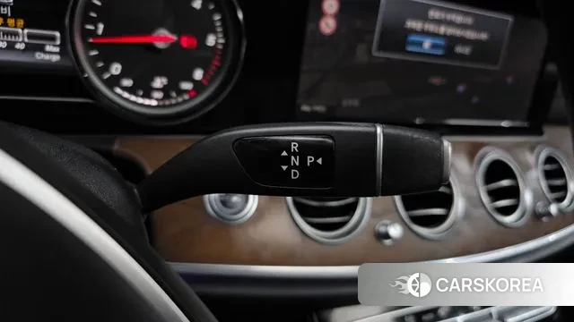 Mercedes-Benz E-Class W213 id 3423464 из Кореи 19