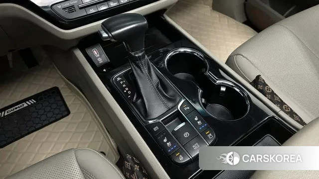 Kia The New Carnival id 3656821 из Кореи 19