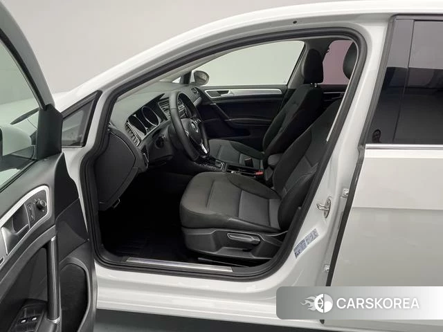 Volkswagen Golf id 4216377 из Китая 19