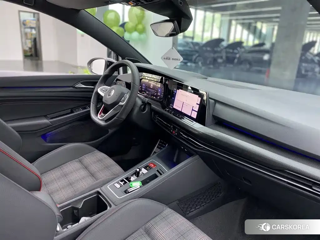 Volkswagen Golf id 4669365 из Китая 31