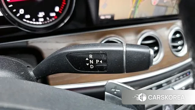 Mercedes-Benz E-Class W213 id 3608313 из Кореи 19