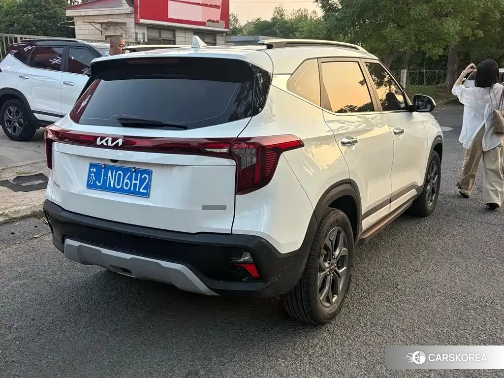 Kia Seltos id 4514380 из Китая 17