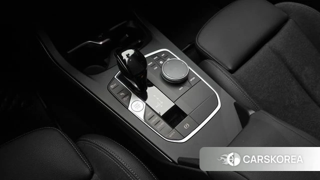 BMW 1 Series (F40) id 4196316 из Кореи 29