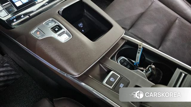 Hyundai The New Grandeur IG Hybrid id 4495977 из Кореи 30