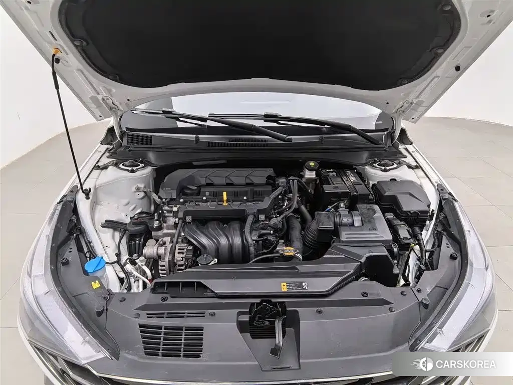 Hyundai Elantra id 4547343 из Китая 23
