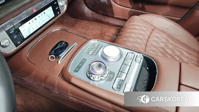 Genesis G90 (RS4) id 3231100 из Кореи 19