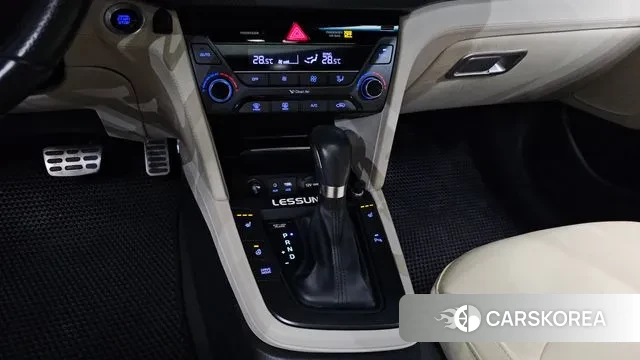 Hyundai Avante AD id 3547712 из Кореи 19