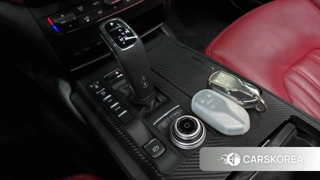 Maserati Ghibli id 4775531 из Кореи 33