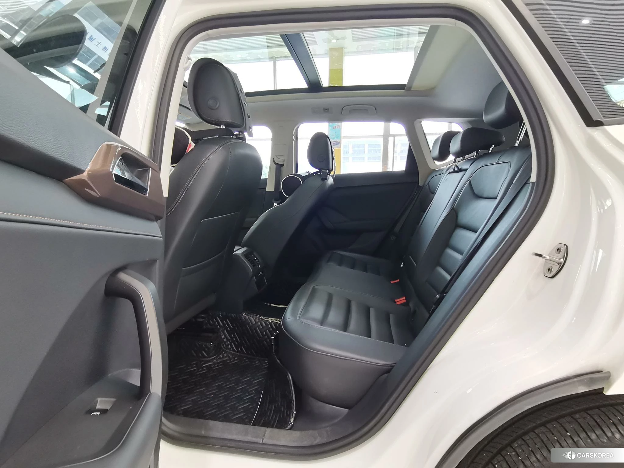 Volkswagen Tuyue id 4512420 из Китая 13
