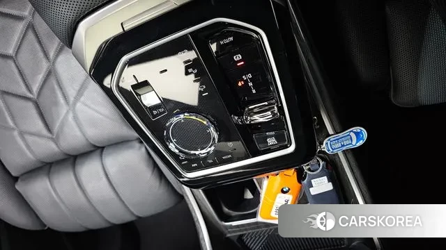 BMW 7 Series (G70) id 3720839 из Кореи 19