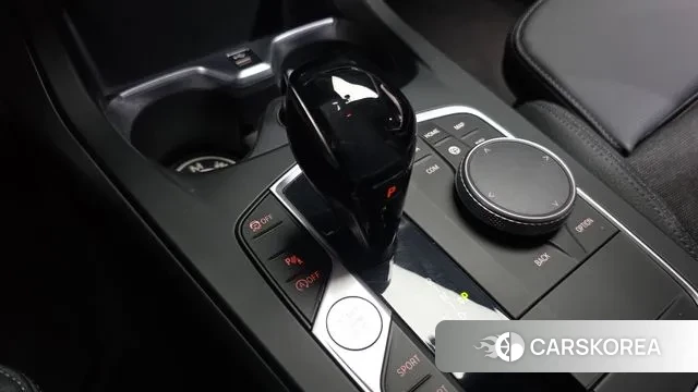 BMW 1 Series (F40) id 3044806 из Кореи 19