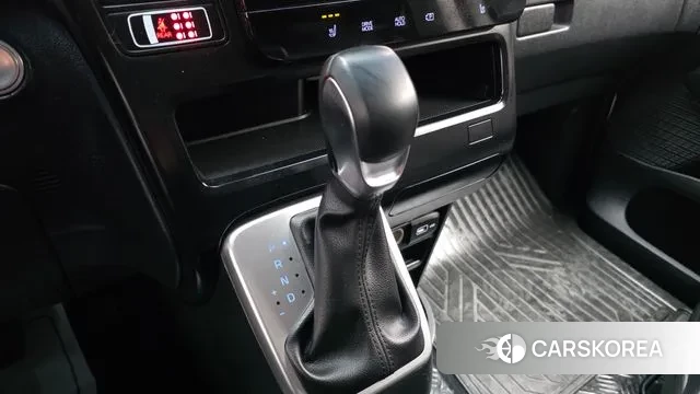 Hyundai Staria id 3759539 из Кореи 19