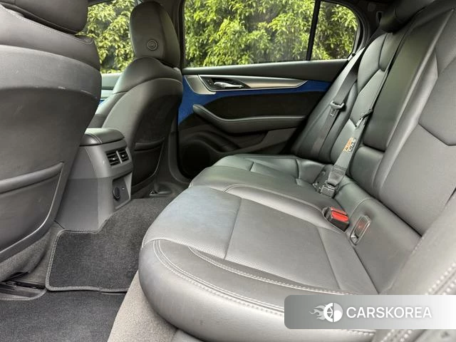 Cadillac CT5 id 4212779 из Китая 15