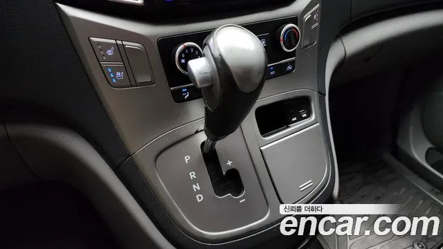 Hyundai The New Grand Starex id 2932614 из Кореи 19