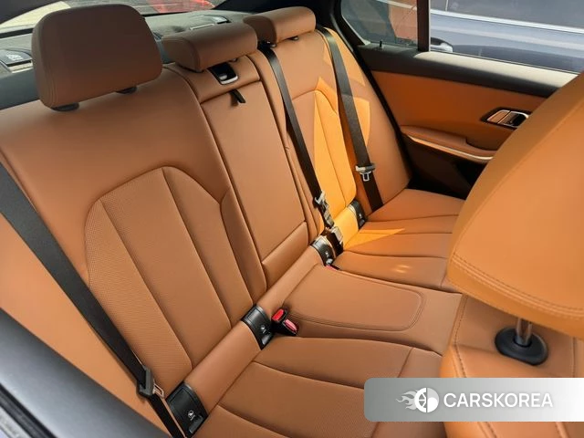 BMW 3 Series (G20) id 3964013 из Кореи 9