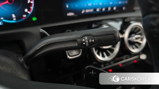Mercedes-Benz A-Class W177 id 4642065 из Кореи 29