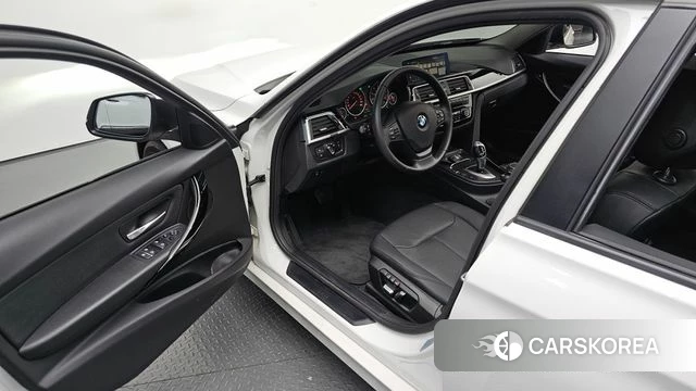 BMW 3 Series (F30) id 4491188 из Кореи 31