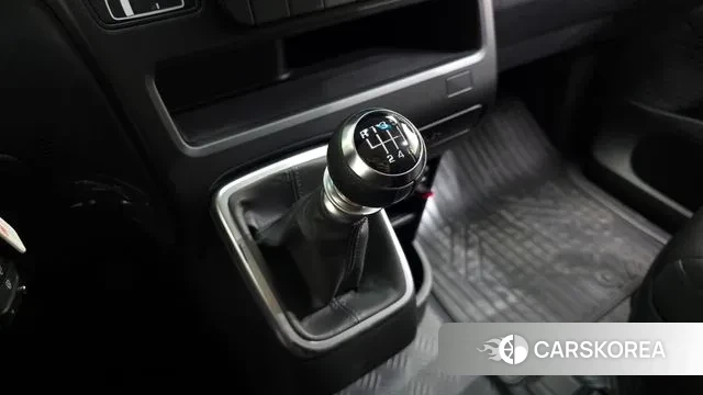 Hyundai Staria id 3431944 из Кореи 19