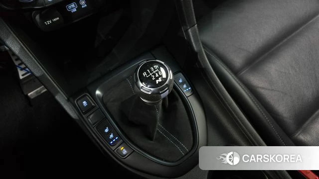 Hyundai Veloster (JS) id 4384831 из Кореи 19