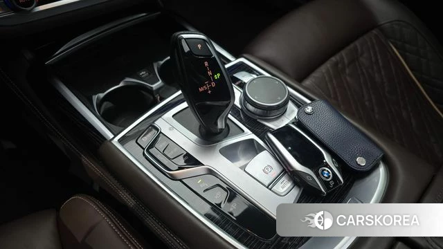 BMW 7 Series (G11) id 3839358 из Кореи 19