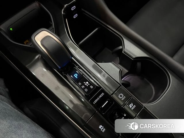 Toyota Crown Crossover id 3831710 из Кореи 19