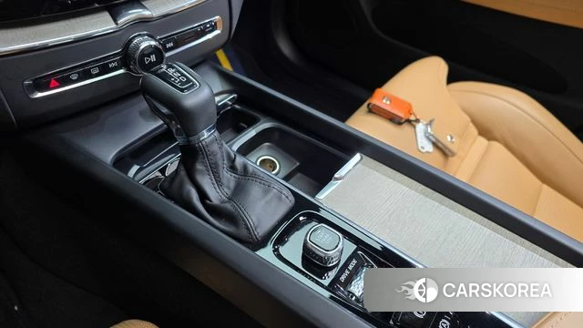 Volvo XC60 second Generation id 4855906 из Кореи 34