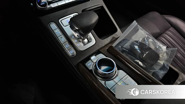 Genesis G90 id 3852803 из Кореи 19