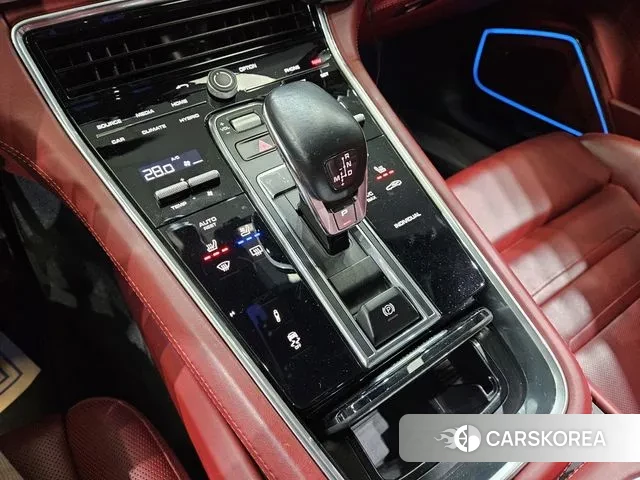 Porsche Panamera (971) id 3519862 из Кореи 19