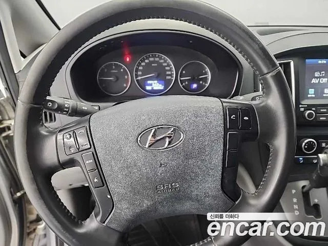 Hyundai The New Grand Starex id 2691682 из Кореи 18